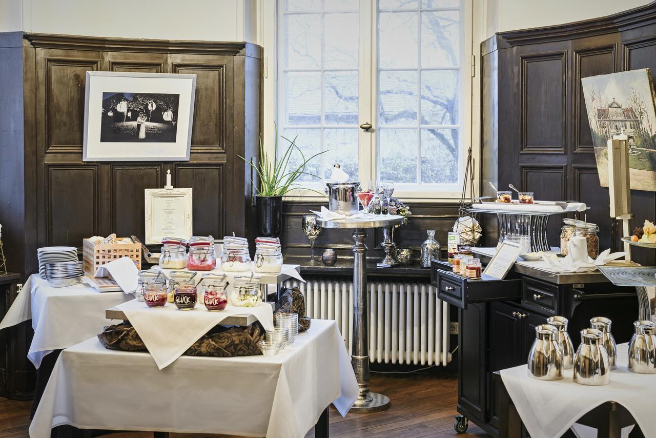 Schloss Kartzow ポツダム エクステリア 写真
